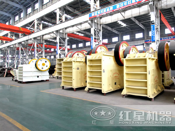 250*750鄂破機(jī)生產(chǎn)車間 250*750鄂破機(jī)生產(chǎn)車間