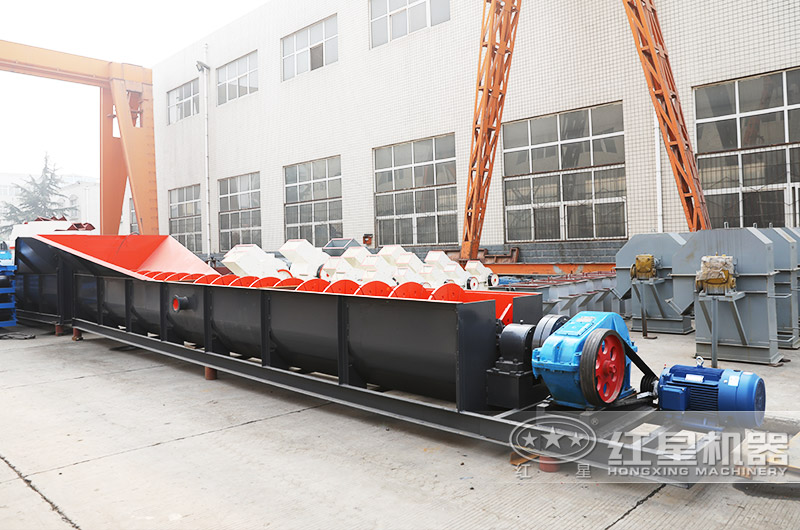 螺旋洗砂機，占地面積較大
