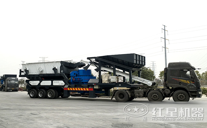 車載時產300噸鵝卵石移動制沙機上路了，移動自由更靈活 