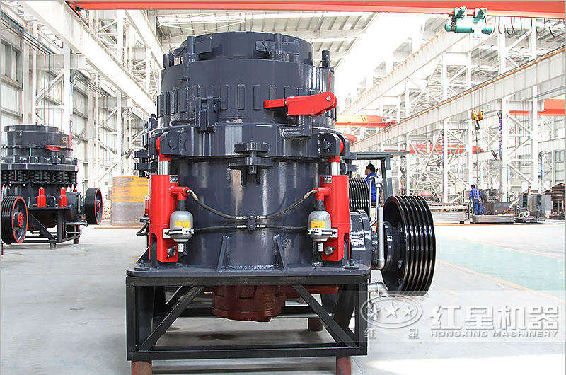全液壓圓錐破碎機GYS300，出料粒形更好
