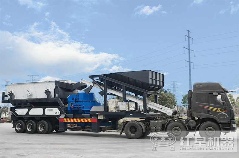 圖3:移動(dòng)式石頭制沙子機(jī) 圖3:移動(dòng)式石頭制沙子機(jī)