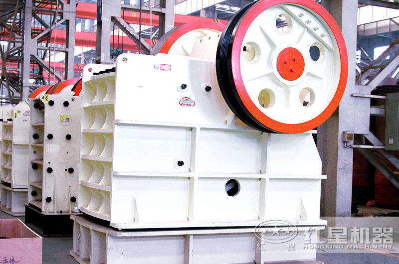 德版顎式破碎機：深V破碎腔，提高破碎比