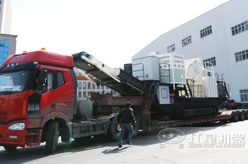 小型移動治沙機發(fā)貨 小型移動治沙機發(fā)貨