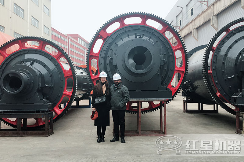 客戶來廠參觀棒磨制砂機設備 客戶來廠參觀棒磨制砂機設備