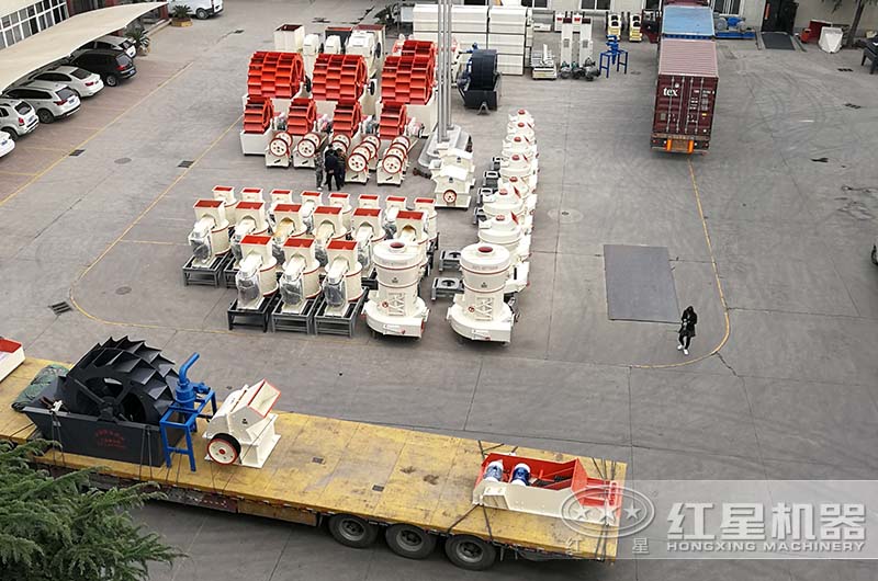 紅星錘破機(jī)裝車發(fā)貨現(xiàn)場 紅星錘破機(jī)裝車發(fā)貨現(xiàn)場