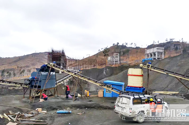 濕料破碎加工現(xiàn)場(chǎng) 濕料破碎加工現(xiàn)場(chǎng)